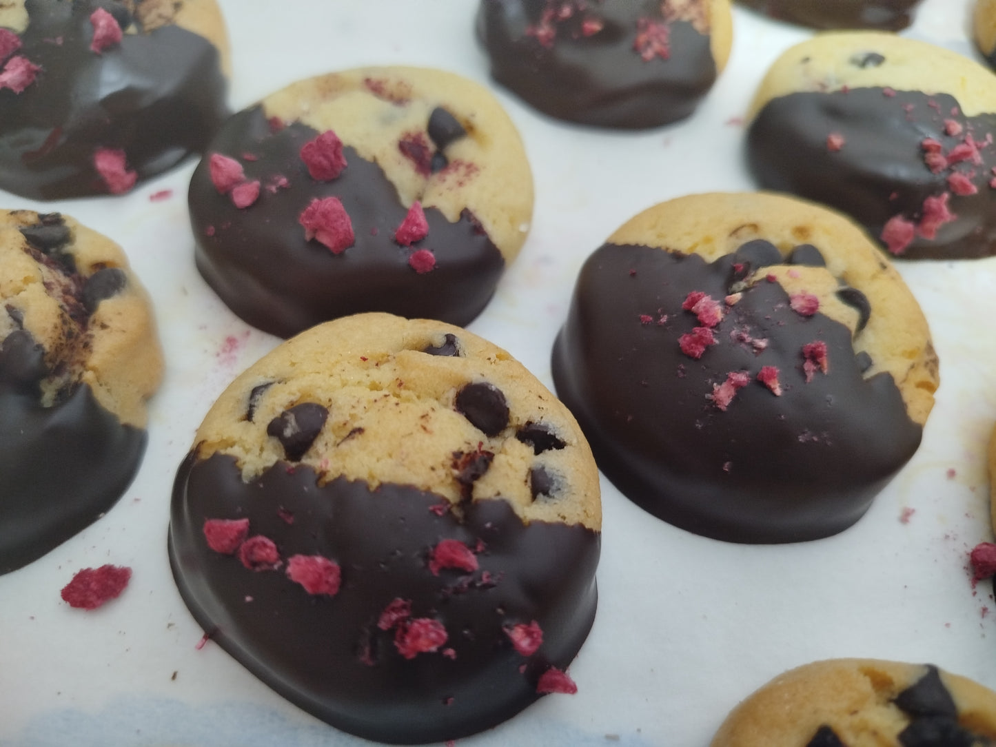Biscotti ciocco-lampone
